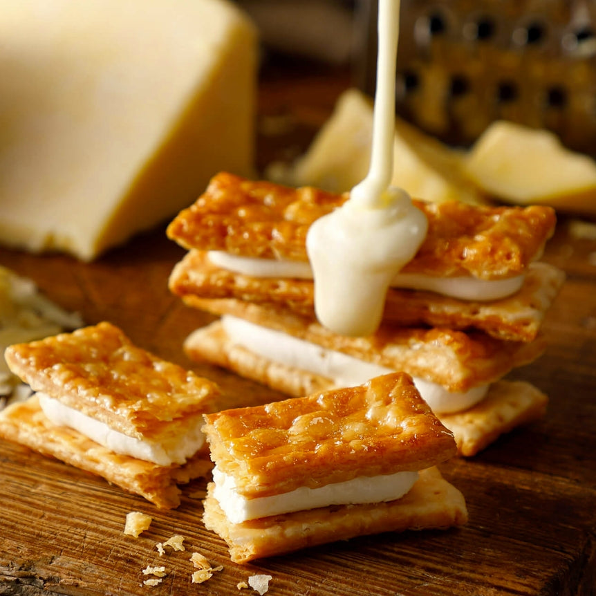TOKYO MILK CHEESE FACTORY Tokyo Limited Cheddar cheese Pie Sandwich Cookie 6pcs