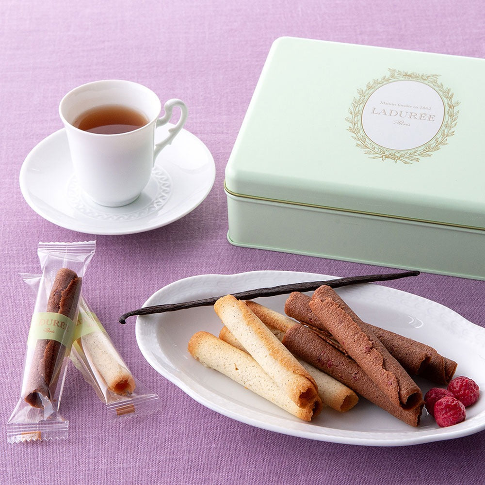 Japan Laduree Limited Vanilla Cocoa Egg Roll Gift Box 2 flavors 16 pieces