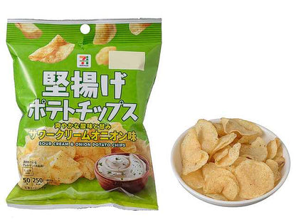 711 Assorted Crispy Potato Chip Gift Pack (5-Pack) - Savory & Delicious - Japanese Gourmet Souvenir - Serving Suggestion
