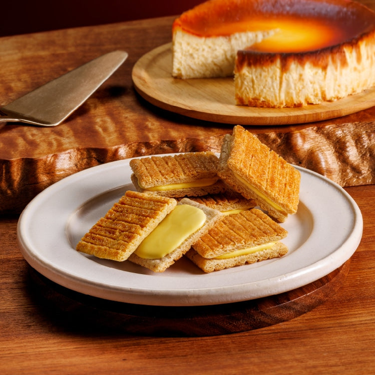 Sugar Butter Sand Tree baked cheesecake style package