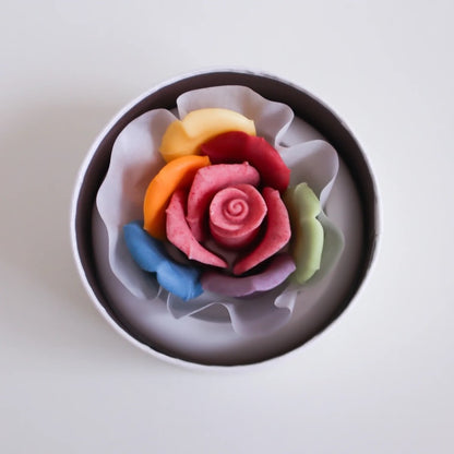 Valentine's Day Limited Rainbow Rose Chocolate Gift Set (Round)